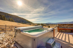 Angel Fire Escape with Hot Tub, Game Room and Views!